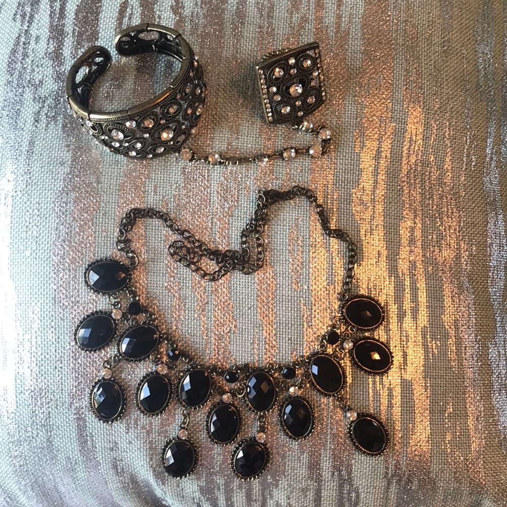 Necklace and bracelet